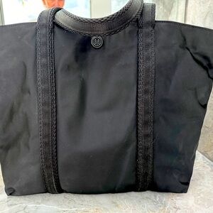 Lululemon Black Tote ! Used a few times